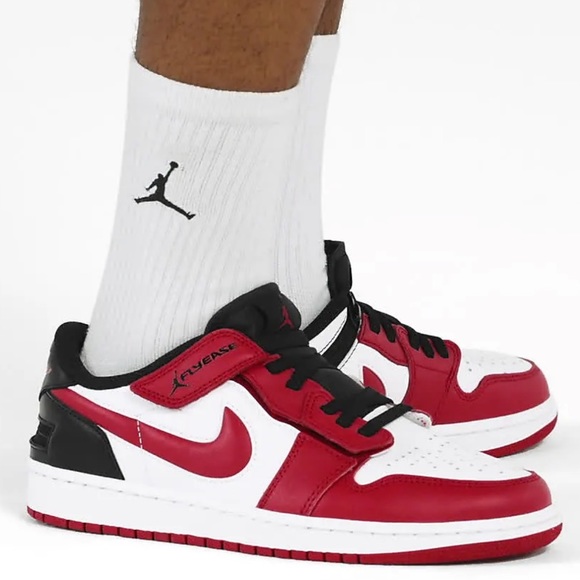 ✔️ New✔️ NIKE Air Jordan 1 Low Flyease Gym Red